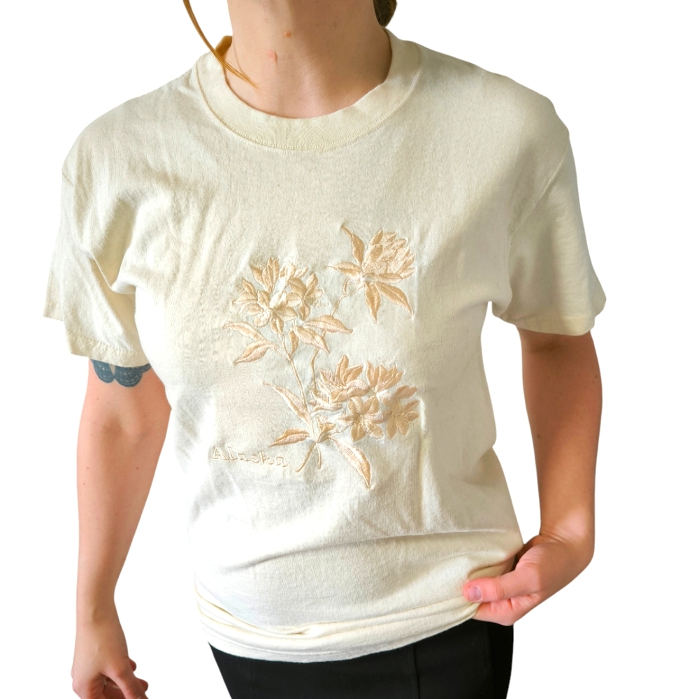 Vintage Embroidered Alaska Tourism  Shirt